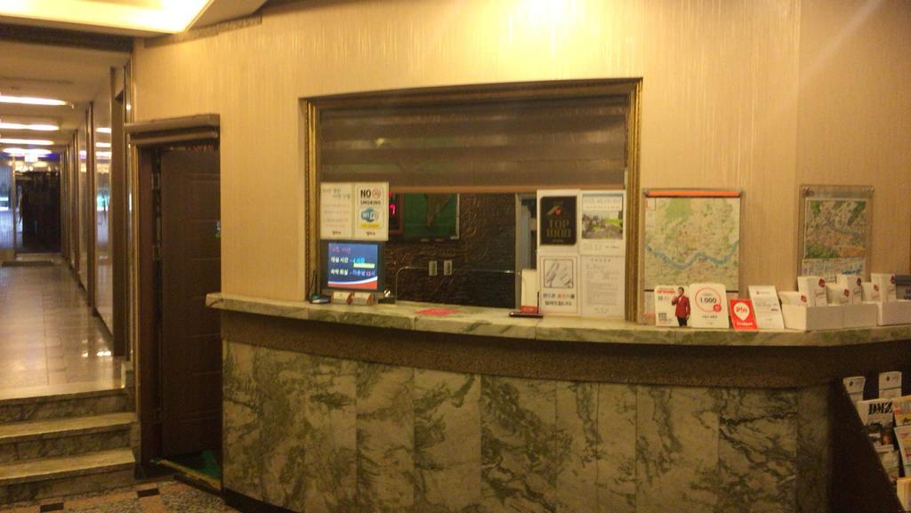 Milano Motel Seoul Bagian luar foto